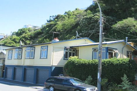 Photo of property in 424 Evans Bay Parade, Hataitai, Wellington, 6021