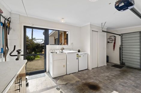 Photo of property in 135 Clawton Street, Westown, New Plymouth, 4310