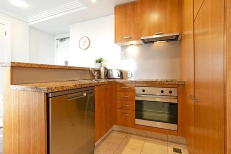 Photo of property in The Metropolis Apartments, 2614/1 Courthouse Lane, Auckland Central, Auckland, 1010
