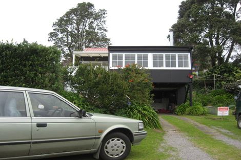 Photo of property in 26 Tasman Parade, Oakura, 4314