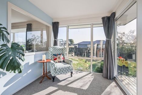 Photo of property in 26 Brightstone Crescent, Aranui, Christchurch, 8061