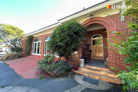 Photo of property in 6a Elliffe Place, Shiel Hill, Dunedin, 9013