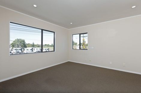 Photo of property in 17 Fort Richard Road, Otahuhu, Auckland, 1062