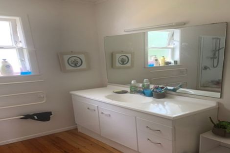 Photo of property in 15 James Street, Glenfield, Auckland, 0629