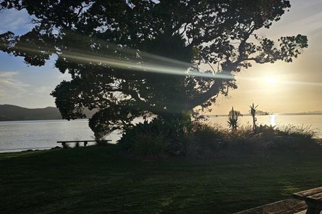 Photo of property in 121 Ohawini Road, Oakura, Hikurangi, 0184