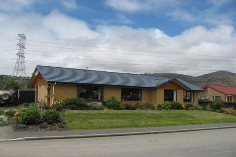 Photo of property in 83 Scruttons Road, Heathcote Valley, Christchurch, 8022