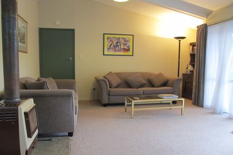 Photo of property in 73 Hazlett Street, Clyde, 9330