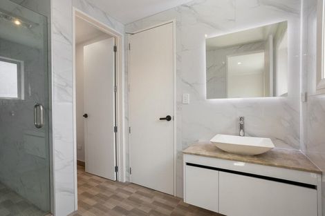 Photo of property in 11 Toanui Road, Hobsonville, Auckland, 0616