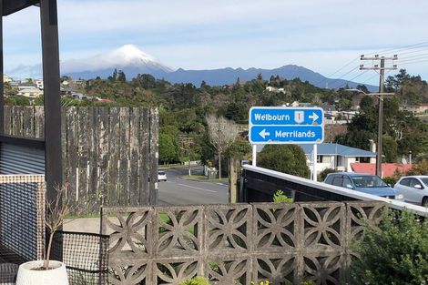 Photo of property in 105 Awanui Street, Merrilands, New Plymouth, 4312