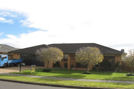 Photo of property in 39 Glenross Drive, Wattle Downs, Auckland, 2103