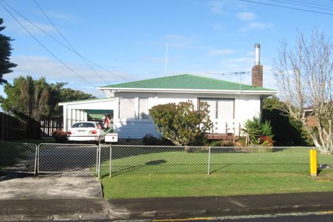 Photo of property in 5 Adams Road, Manurewa, Auckland, 2102