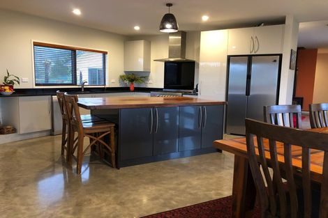 Photo of property in 1849 Mangorei Road, Mangorei, New Plymouth, 4371