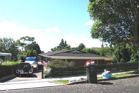 Photo of property in 23 Barton Street, Blockhouse Bay, Auckland, 0600
