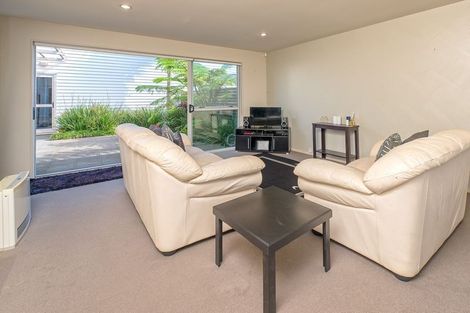 Photo of property in 24 Zabeel Crescent, Takanini, 2112