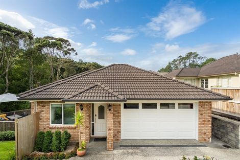 Photo of property in 16 Kunzea Place, Greenhithe, Auckland, 0632