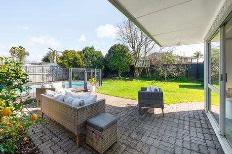 Photo of property in 25 Pulham Crescent, Queenwood, Hamilton, 3210