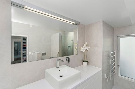 Photo of property in 286 Oriental Parade, Oriental Bay, Wellington, 6011