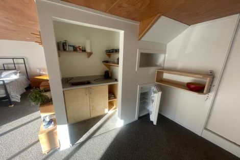 Photo of property in 4 Heathvale Place, Heathcote Valley, Christchurch, 8022