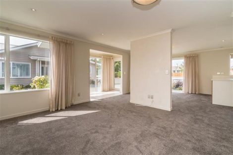 Photo of property in 8 Reid Avenue, Mosgiel, 9024