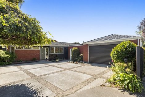 Photo of property in 24b Harrowdale Drive, Avonhead, Christchurch, 8042