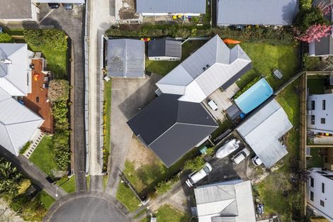 Photo of property in 61a Graham Avenue, Te Atatu Peninsula, Auckland, 0610