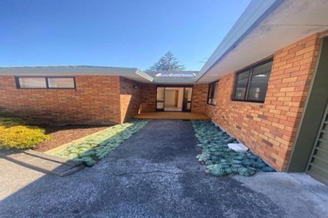 Photo of property in 2/7 Havelock Avenue, Forrest Hill, Auckland, 0620