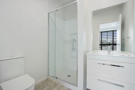 Photo of property in 4/17 Victoria Road, Mount Maunganui, 3116