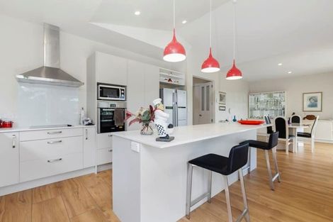 Photo of property in 5 Laly Haddon Place, Matakana, Warkworth, 0985