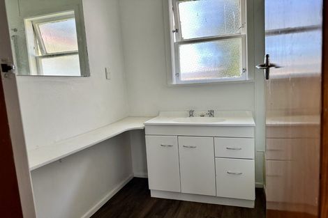 Photo of property in 20 Mckenzie Street, Levin, 5510