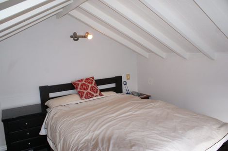 Photo of property in 1 Caroline Street, Mount Victoria, Wellington, 6011