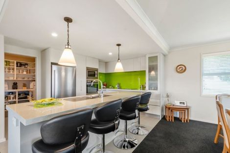 Photo of property in 5 Bernora Crescent, Bombay, 2675