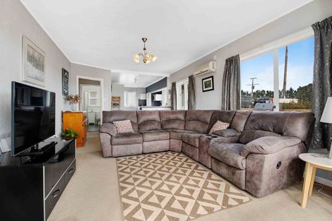 Photo of property in 95 Mangakura Road, Helensville, 0800