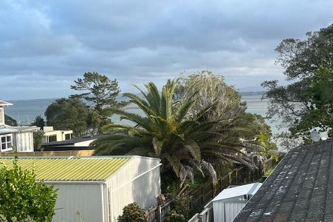 Photo of property in 1/7 Beach Haven Road, Beach Haven, Auckland, 0626