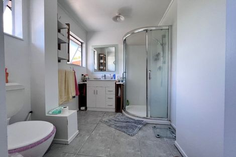 Photo of property in 32 Tomin Road, Glenview, Hamilton, 3206