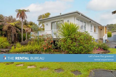 Photo of property in 35 Castleford Street, Green Bay, Auckland, 0604