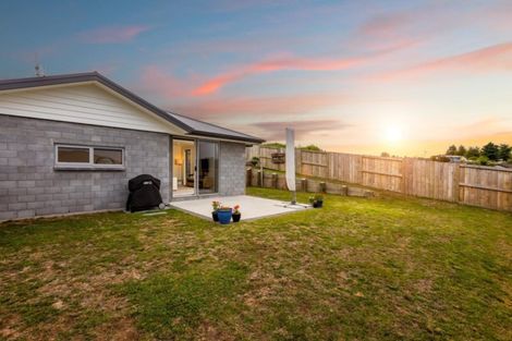 Photo of property in 18 Sharman Place, Pyes Pa, Tauranga, 3112