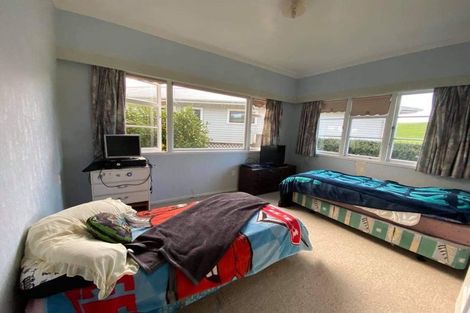 Photo of property in 246 High Street, Eltham, 4322