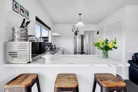 Photo of property in 1/353 Saint Aubyn, Moturoa, New Plymouth, 4310