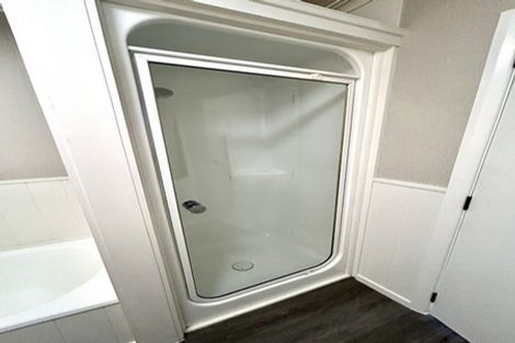Photo of property in 1 Highfield Place, Levin, 5510