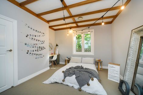 Photo of property in 6 Carlton Avenue, Palmerston North, 4414