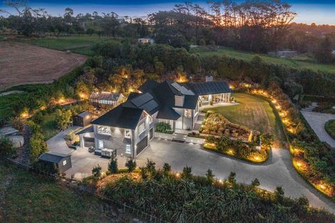 Photo of property in 13 Myra Evelyn Grove, Dairy Flat, Albany, 0792