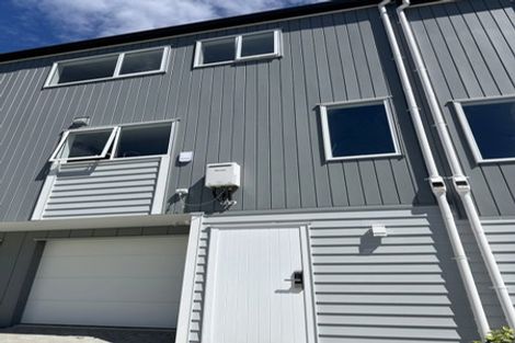 Photo of property in 15c Blenheim Street, Glenfield, Auckland, 0629