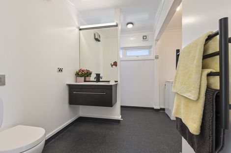 Photo of property in 41 Punga Street, Tangimoana, 4822