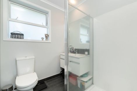 Photo of property in 17 Moira Close, Welcome Bay, Tauranga, 3175