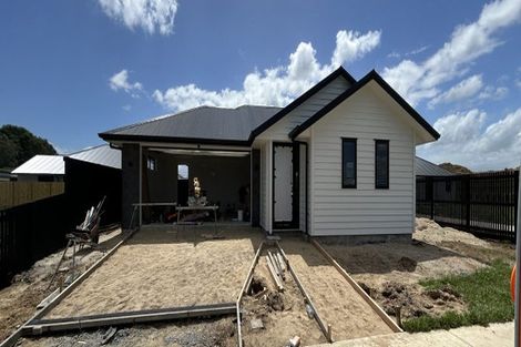 Photo of property in 42 Evergreen Parade, Rosehill, Papakura, 2113