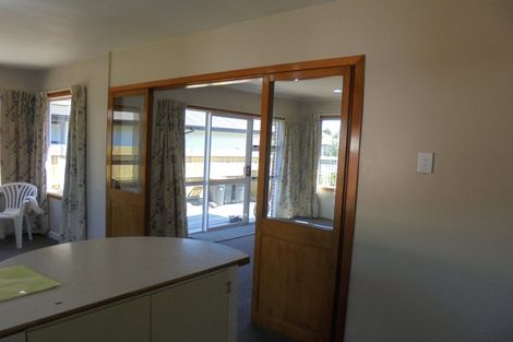 Photo of property in 227 Condell Avenue, Papanui, Christchurch, 8053