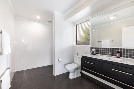 Photo of property in 3 Mcgregor Place, Paraparaumu, 5032