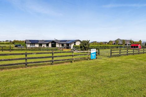 Photo of property in 1 Larlin Drive, Hawera, 4675