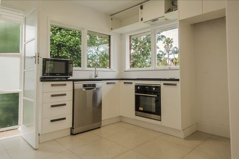 Photo of property in 3/12 Nile Road, Milford, Auckland, 0620