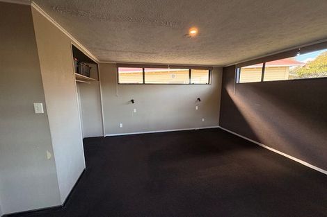 Photo of property in 96 South Road, The Glen, Dunedin, 9011